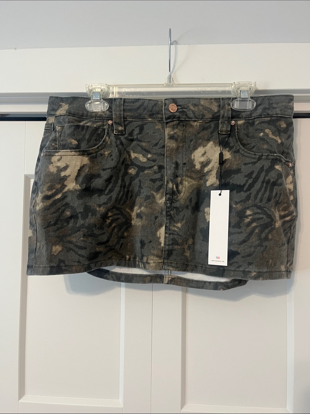 Vigoss Olive Camo Animal Print Denim Mini Skirt NWT 15 32 Y2K Baddies Vibes